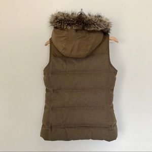 Eddie Bauer down vest, detachable hood size M